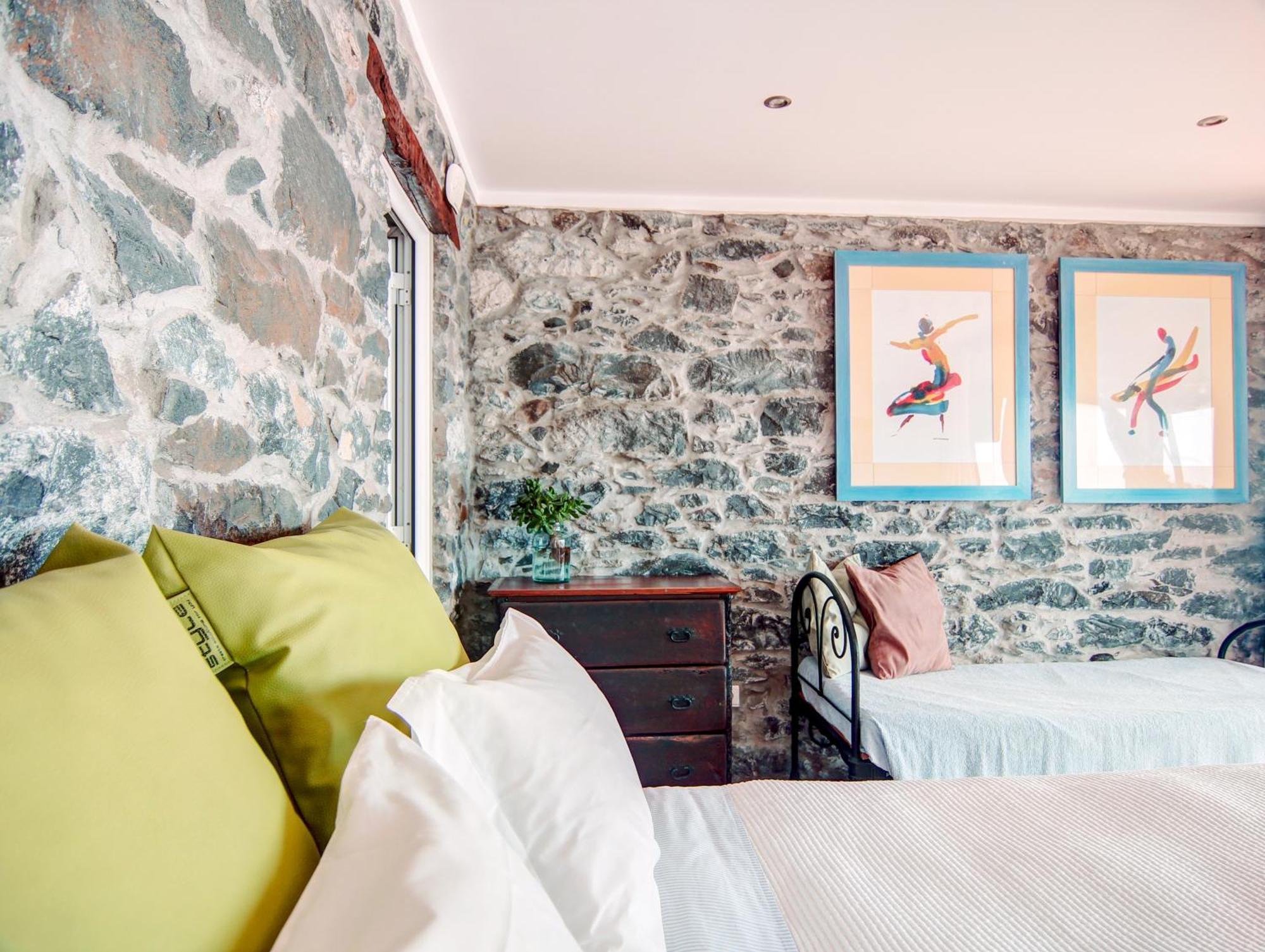 Calhau Grande Hotel Arco da Calheta  Bilik gambar