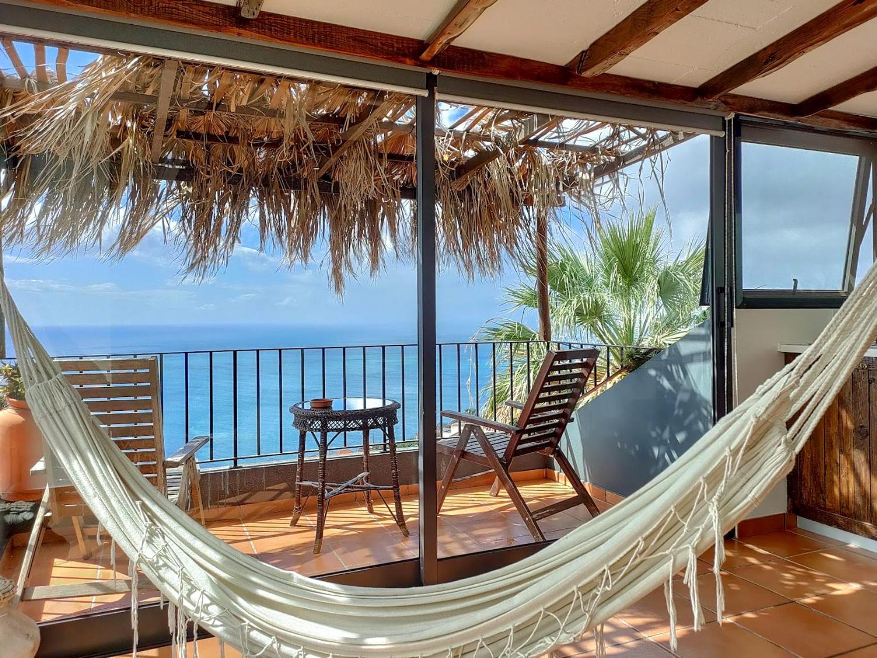 Calhau Grande Hotel Arco da Calheta  Bilik gambar